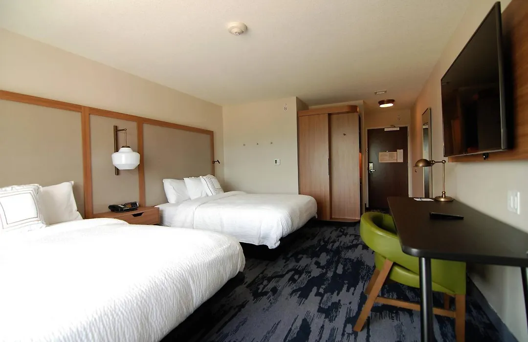Fairfield Inn & Suites Winona-1