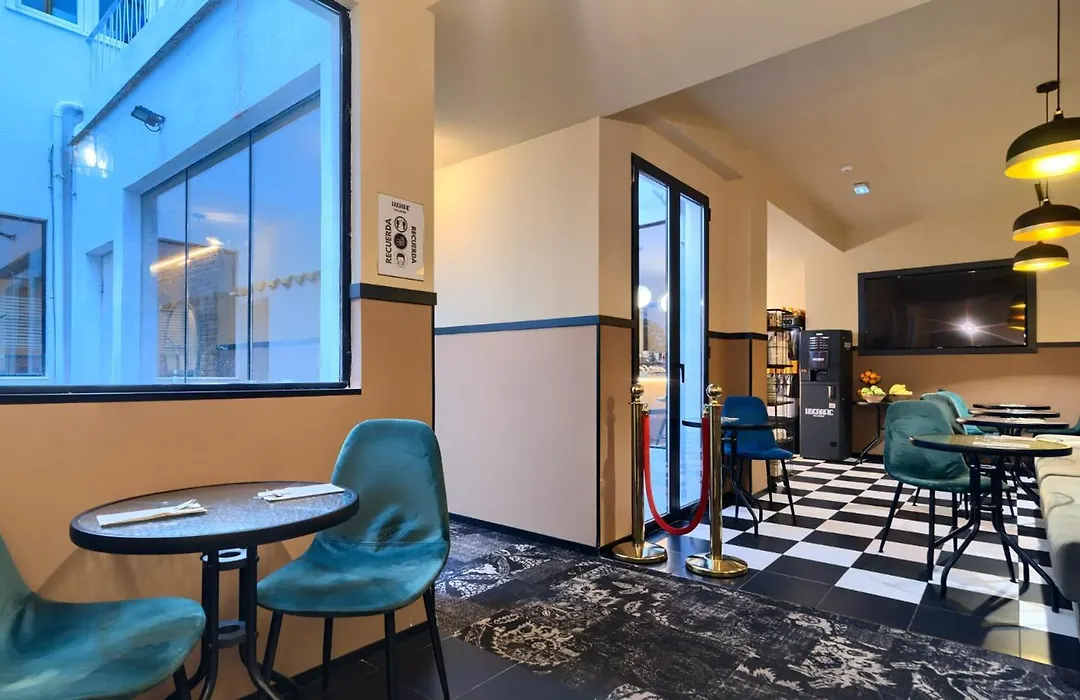 Hografic Hotel-1
