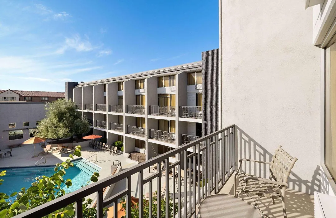 Wyndham Phoenix Airport - Tempe-1