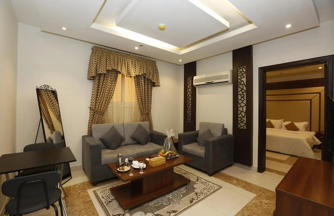 Hotelier Suites By Cantonal-1