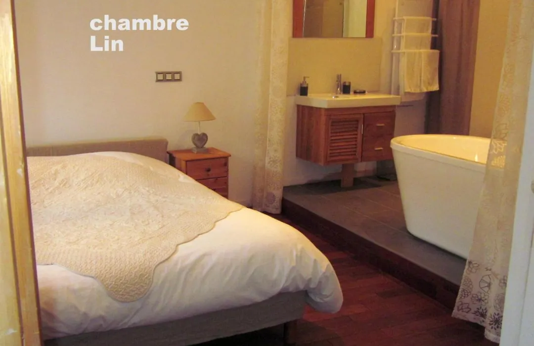 Les Filateries Chambre Lin-1