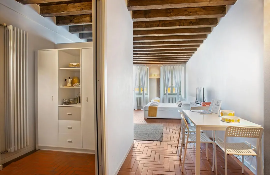 La Maison-1