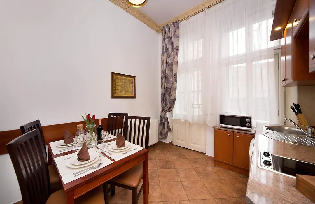 Ventus Rosa Self Service Apartments-1