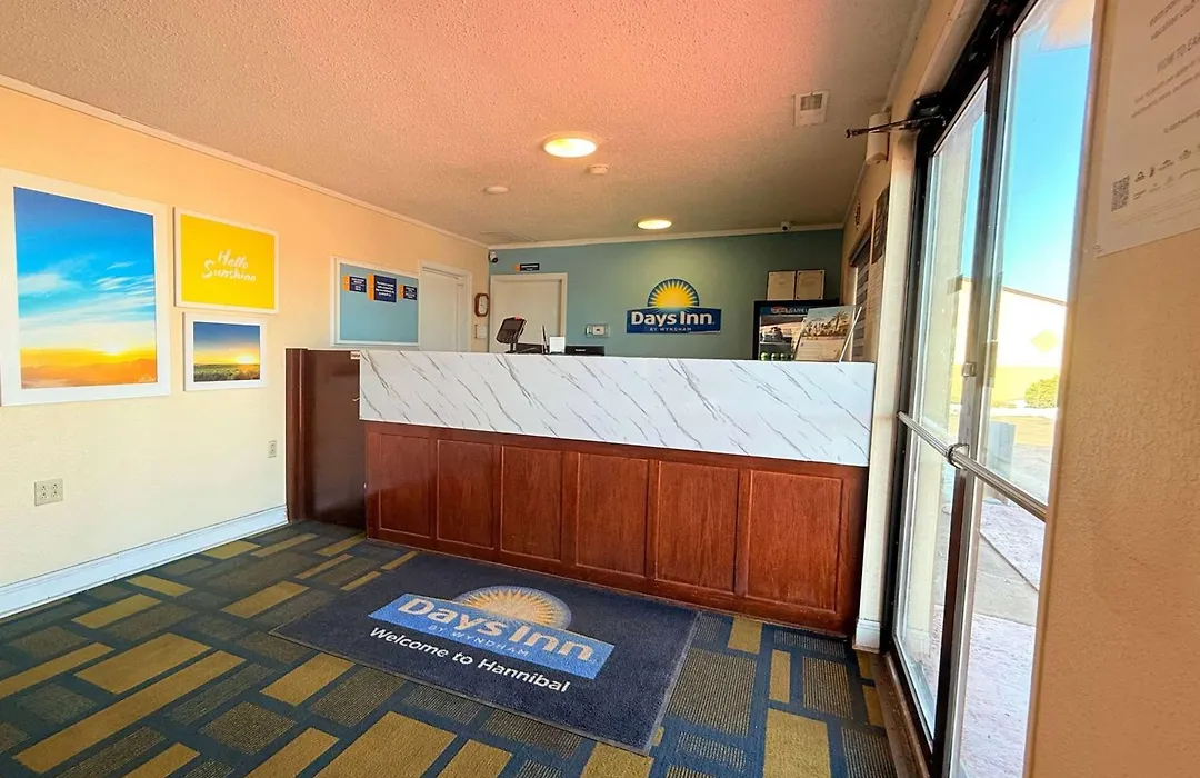 Days Inn By Wyndham Hannibal-1