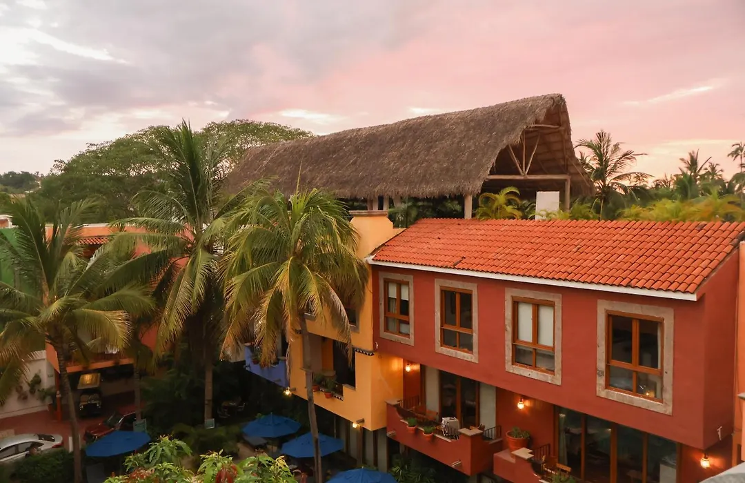 Casa Loteria: Colorful Family Retreat with Pool in Pueblito Sayulita-1