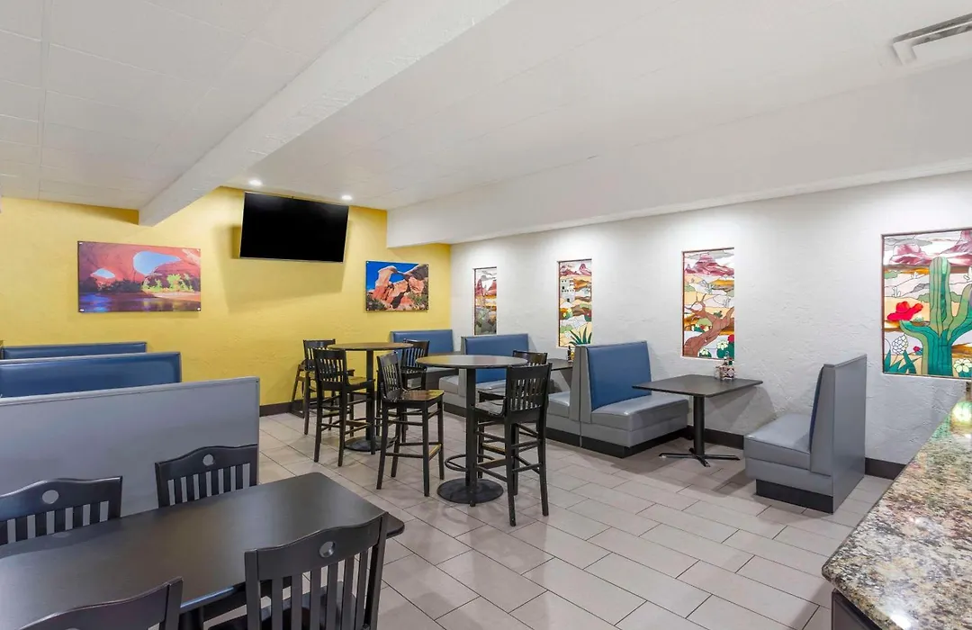 Comfort Suites Ogden Conference Center-1