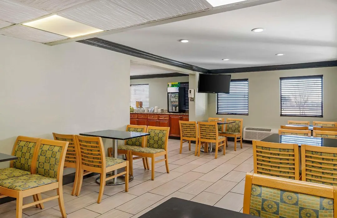 Quality Inn & Suites Morrow Atlanta South-1