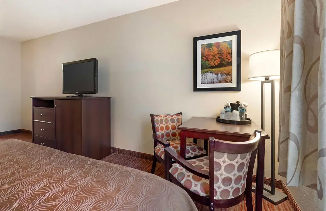 Best Western Plus Concord Inn-1