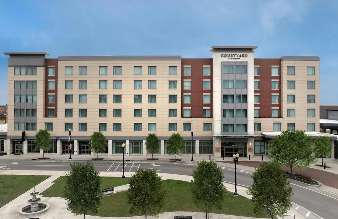 Courtyard By Marriott Muncie At Horizon Convention Center-1
