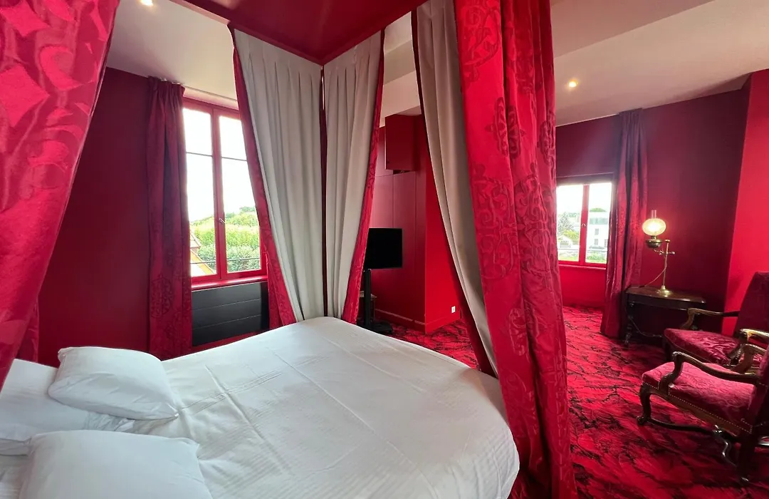 Logis Hotel La Maison à Pan De Bois-1