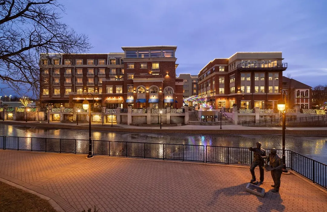 Hotel Indigo Naperville Riverwalk By Ihg-1