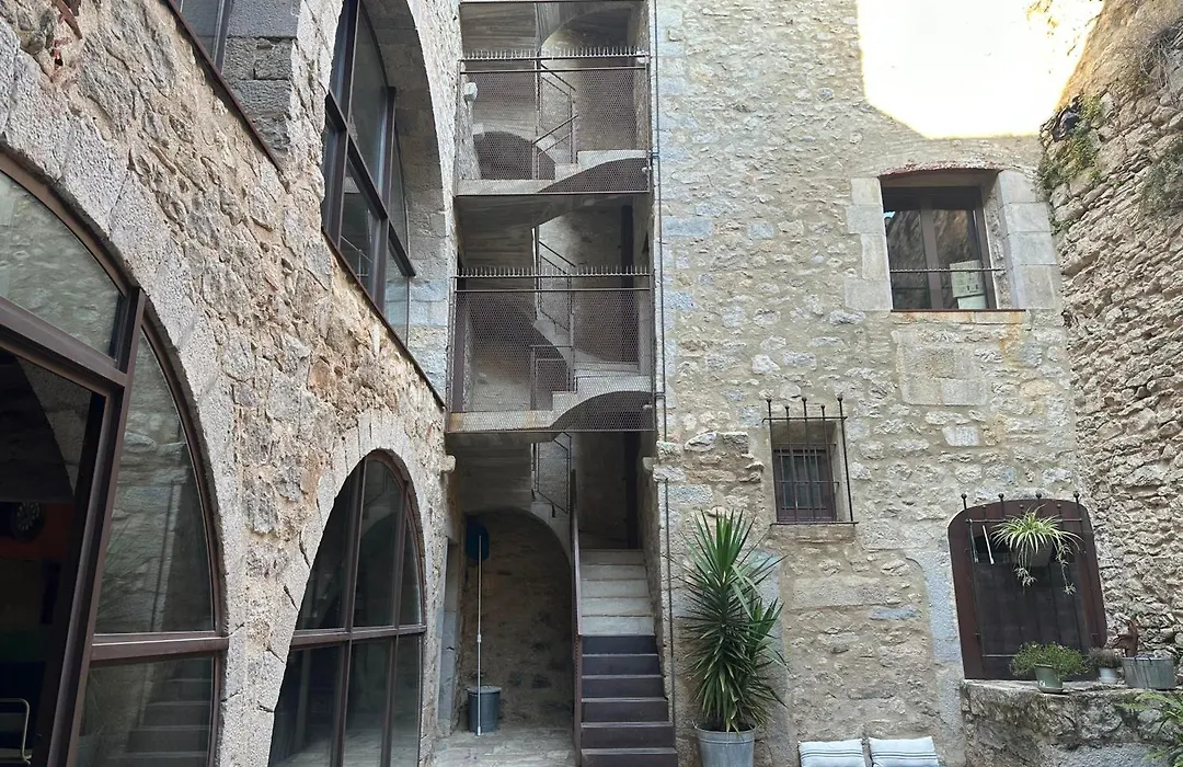 AS Palau dels Alemanys Suites Boutique Monument-1