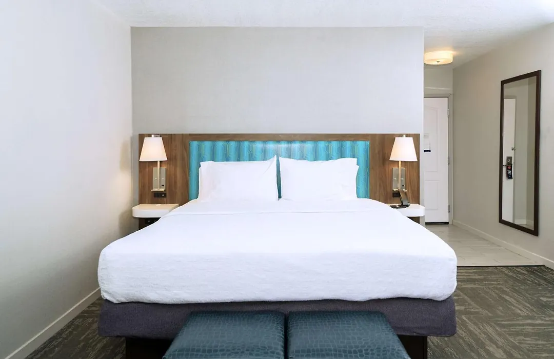 Hampton Inn Hays-North Of I-70-1