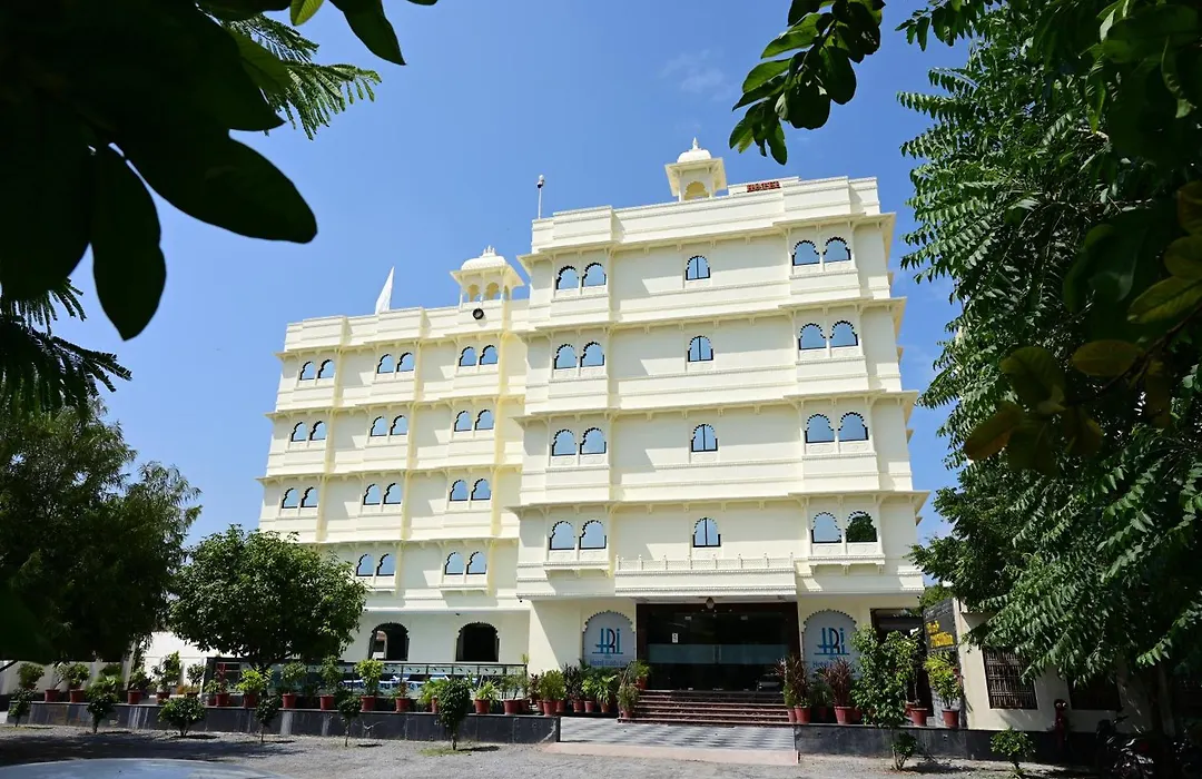 Hotel Riddhi Inn-1