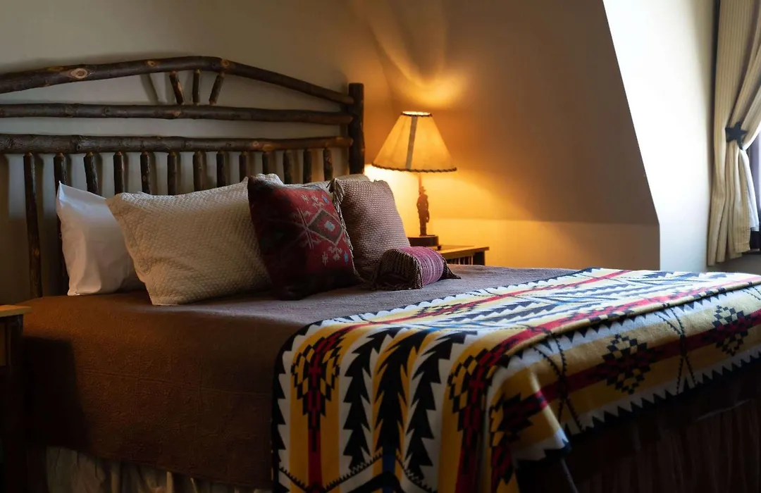 Sheridan Inn - Best Western Signature Collection-1