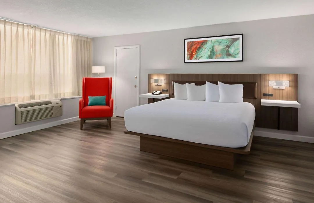 Wyndham Garden Norfolk Downtown-1