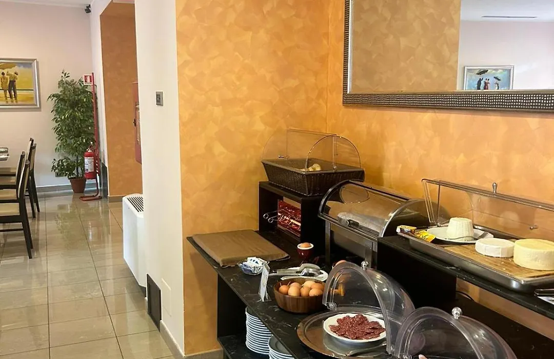 Hotel Cavour-1