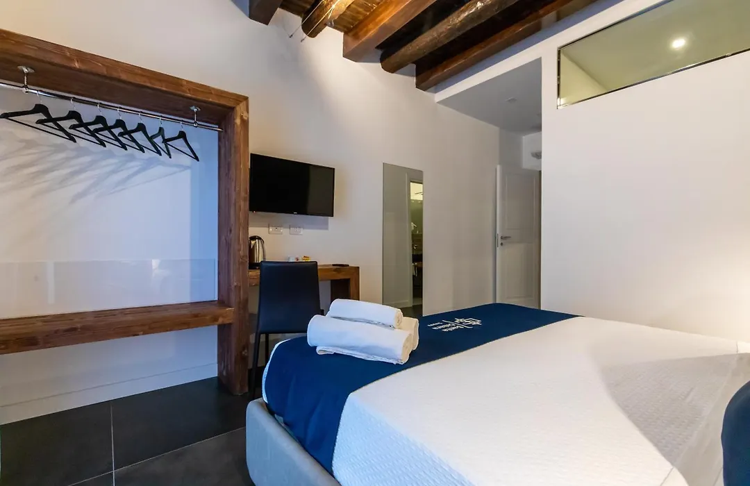 Santa Chiara Inn-1