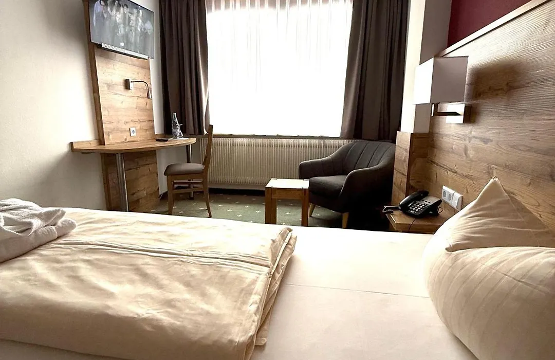 Hotel Traube Lossburg-1