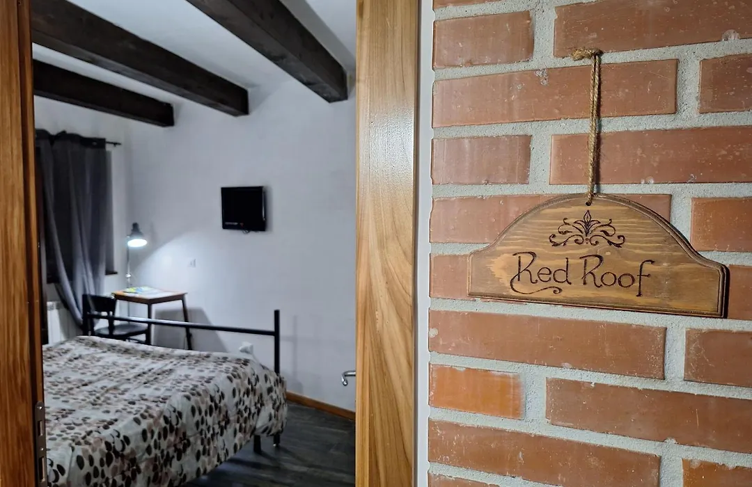 Morry'S Lodge Guest House-1