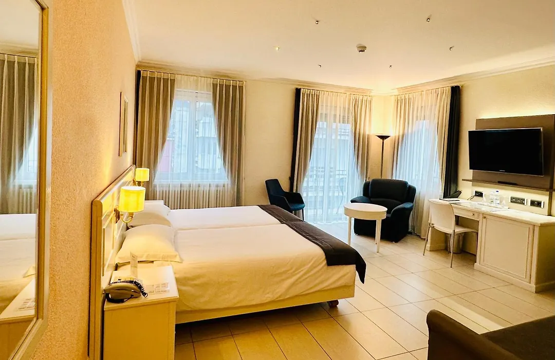 Best Western Hotel Bellevue au Lac-1