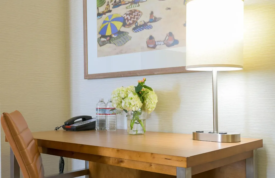 Gateway Hotel Santa Monica-1