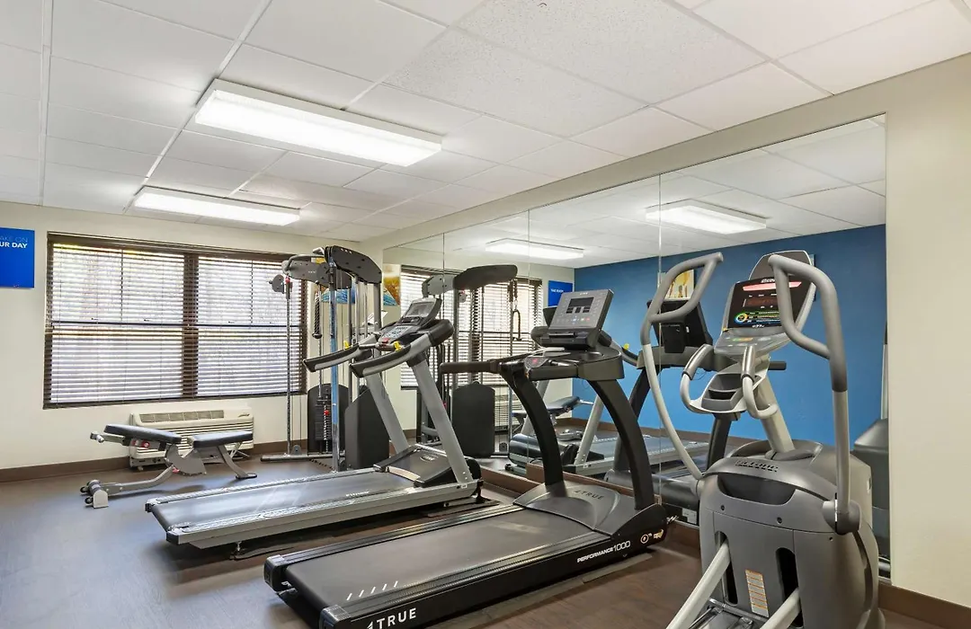 Comfort Suites Hanes Mall-1