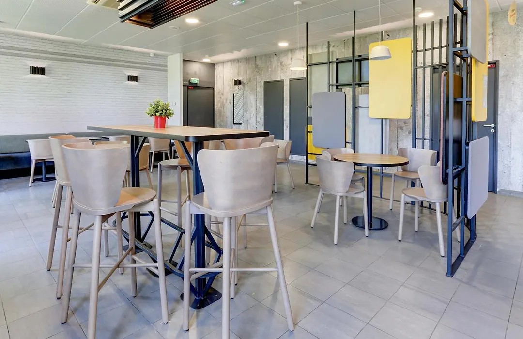 B&B Hotel Reims Bezannes-1