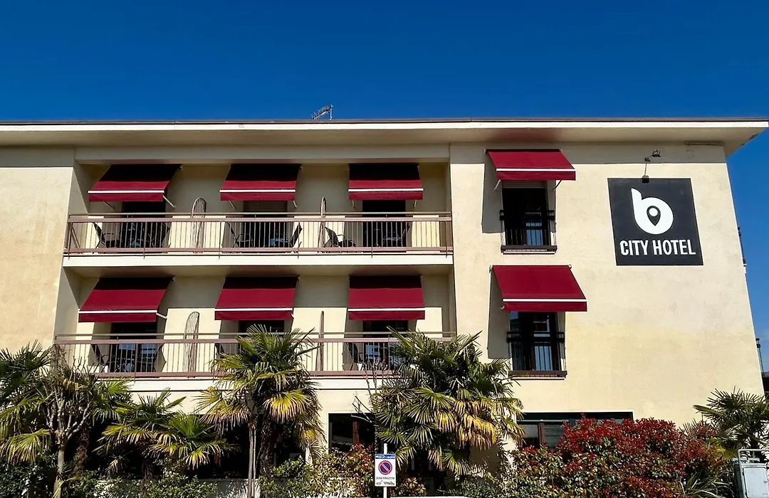 B City Hotel Bardolino-1