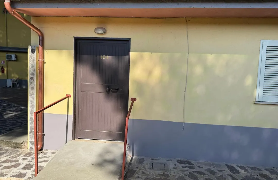 Hotel Paradiso-1