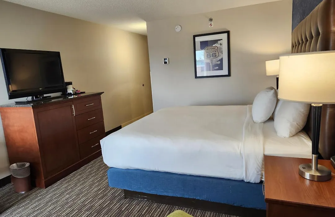 Heritage Inn & Suites St Louis Fenton, Trademark By Wyndham-1