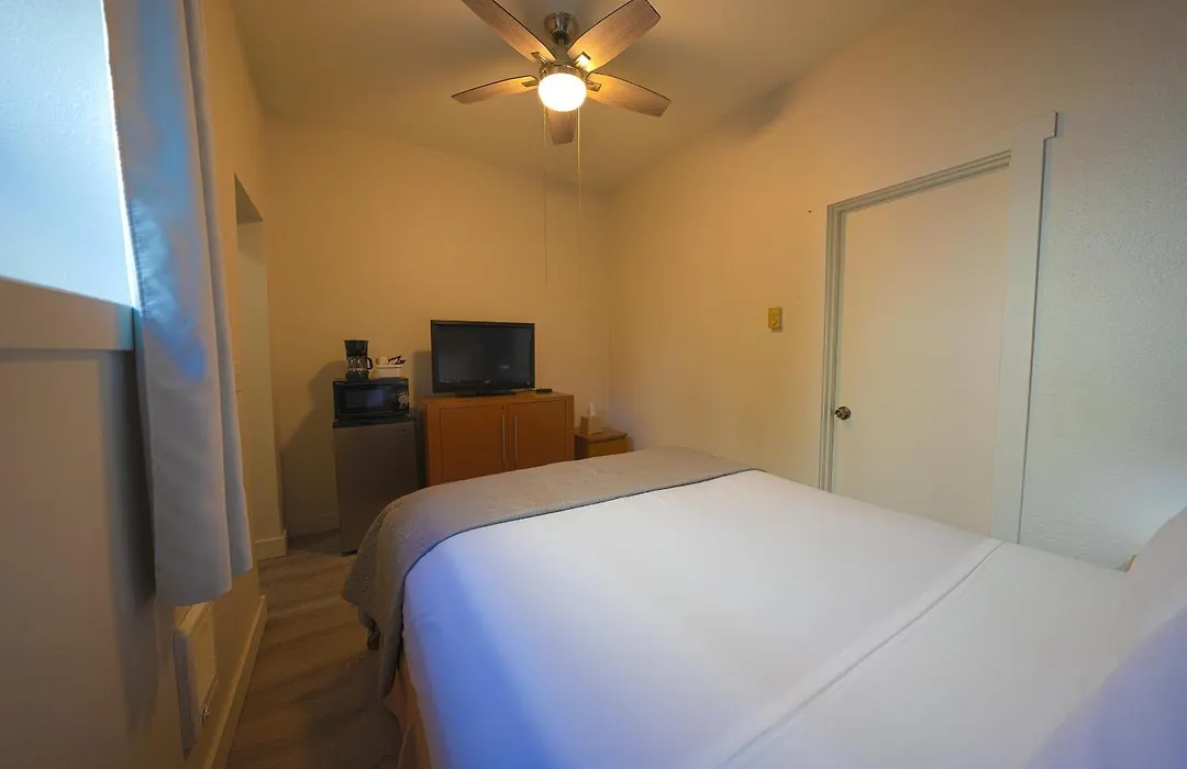 City Centre Motel By Oyo-1