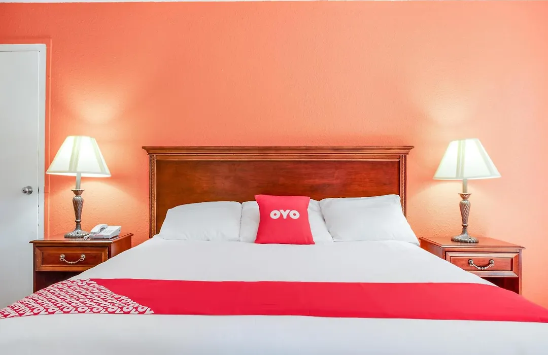Oyo Hotel Mona Lake Muskegon-1