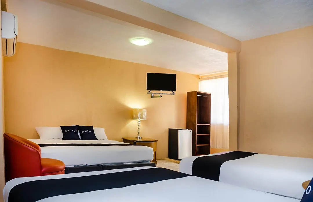 Capital O Hotel Dos Mares, Cabo San Lucas-1