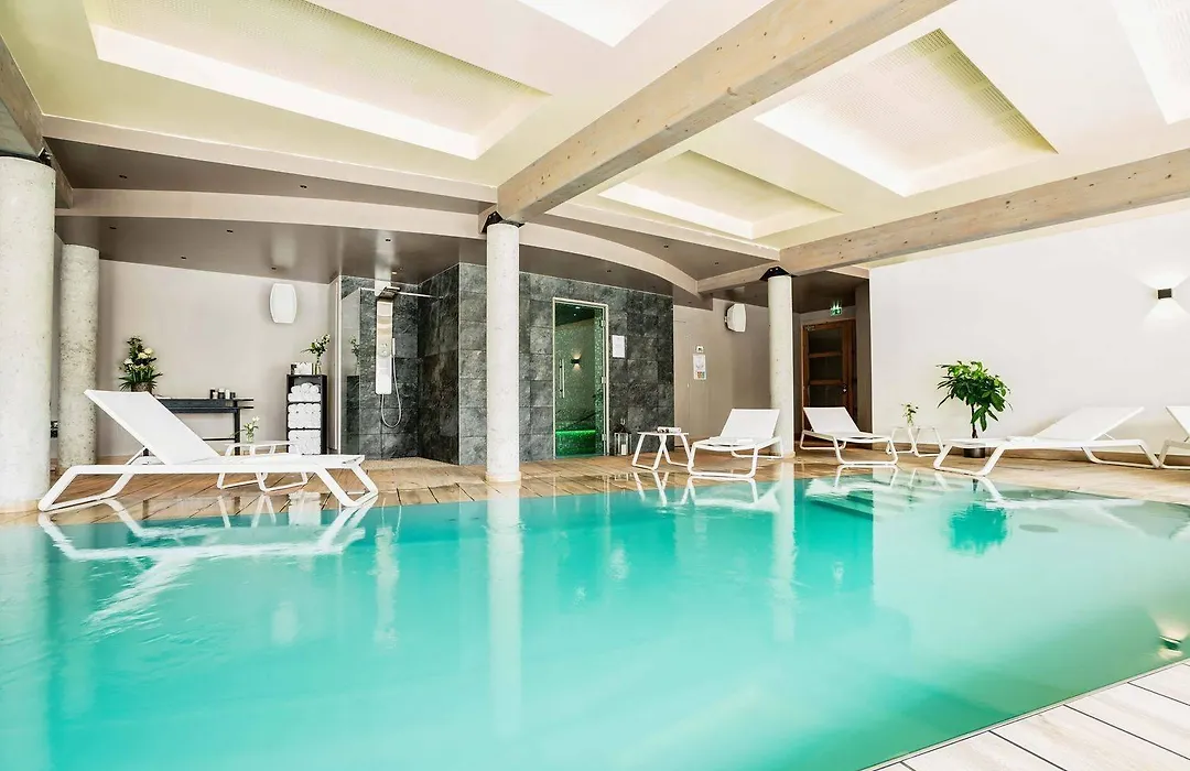 Best Western Premier Hotel de la Cite Royale-1