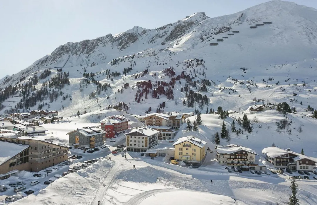 Hotel Alpenland-1