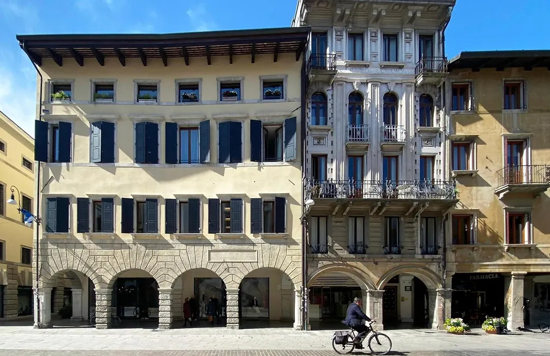 Mercatovecchio Luxury Suites-1