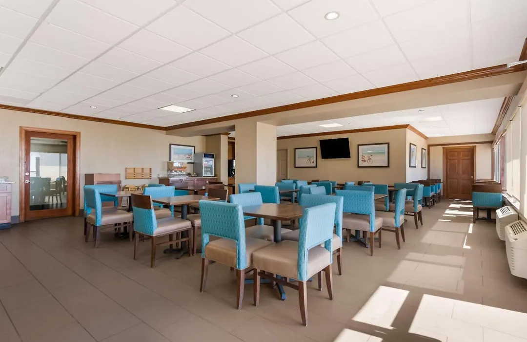 Comfort Inn South Oceanfront-1