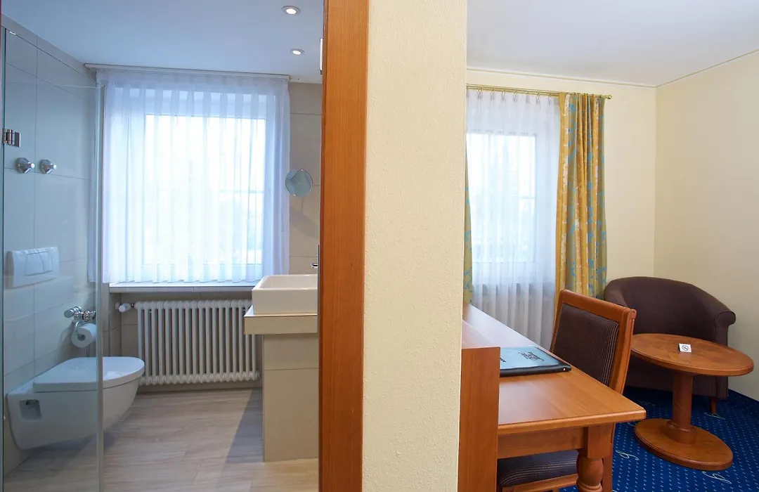 Hotel am Schloßberg-1