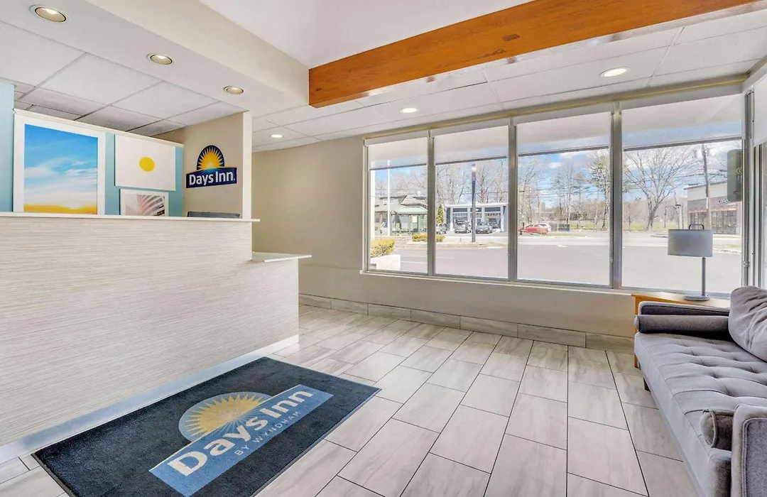 Days Inn By Wyndham Albany Suny-1