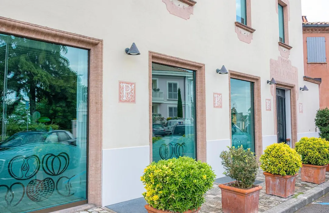 Hotel Della Porta-1