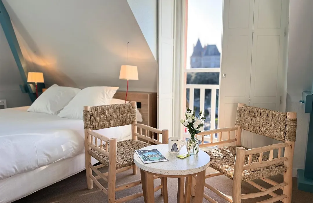 Hôtel Beau Soleil-1