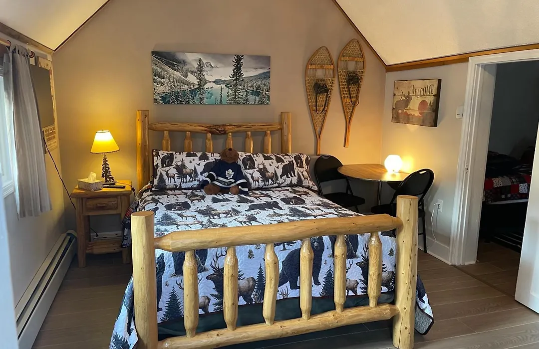 Holiday Lodge Cabins-1