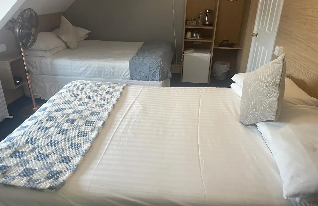 Diamonds Inn-1