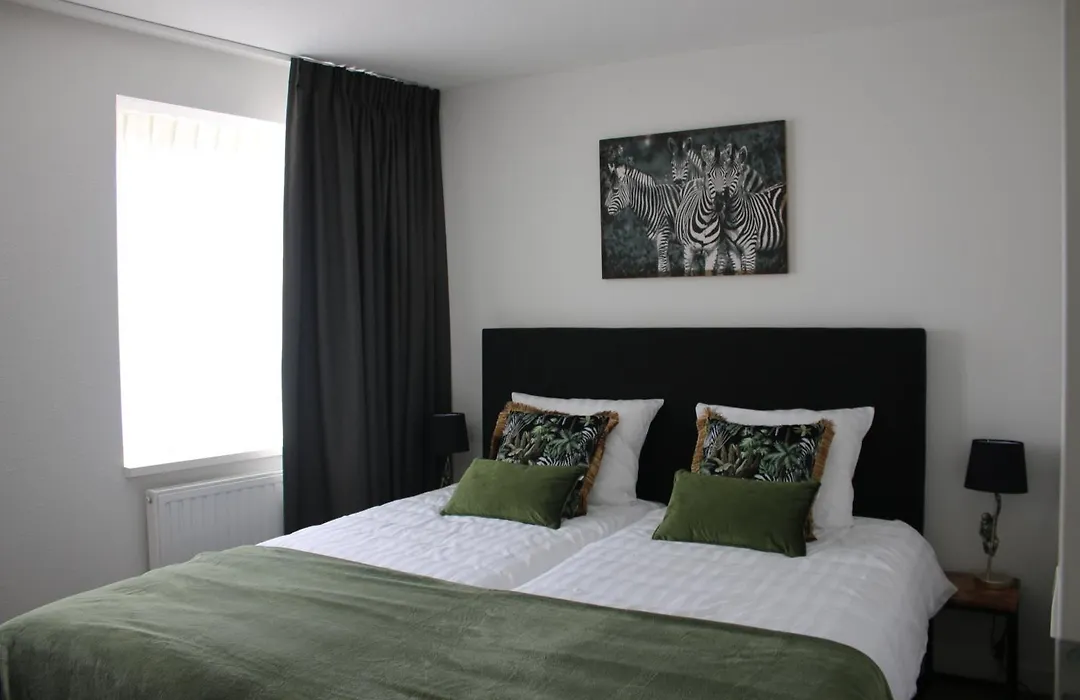 Studio Sis - Aparthotel-1