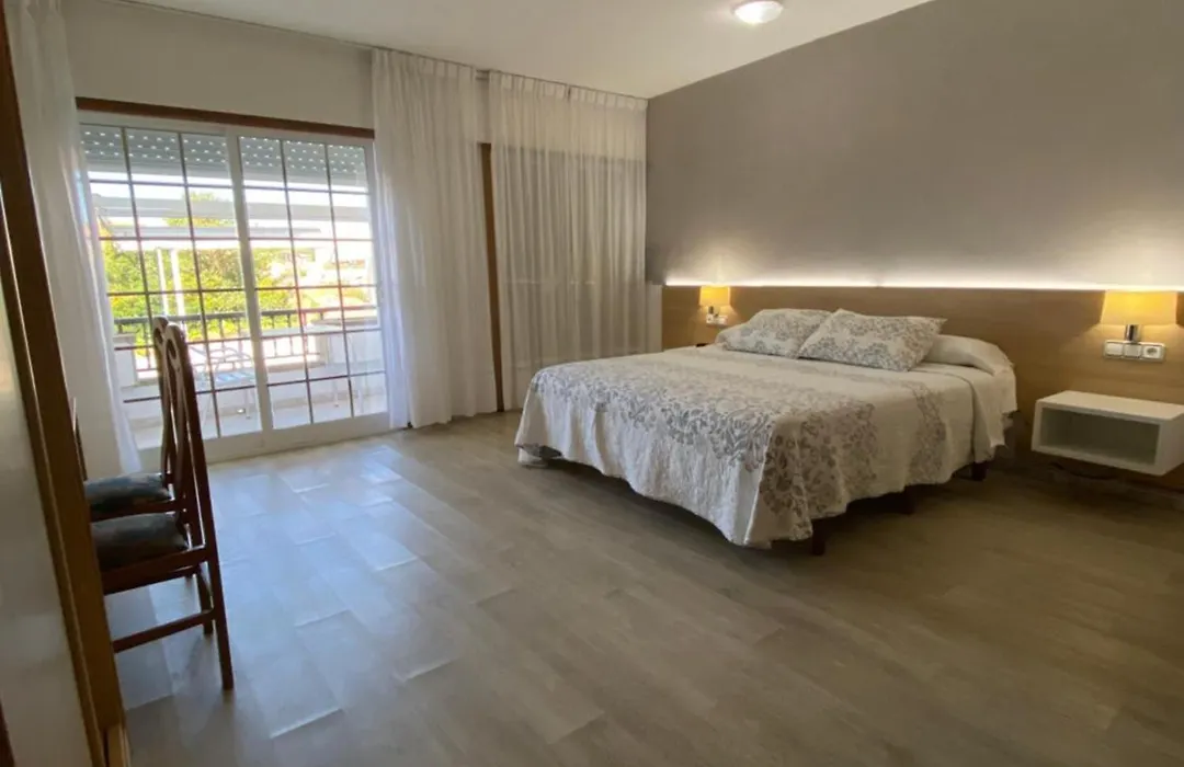 Hotel Riveiro II-1