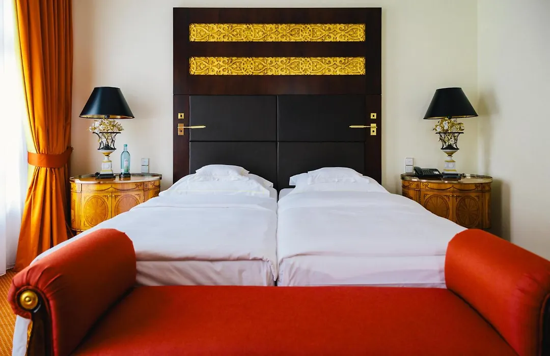 Relais & Chateaux Buelow Palais-1