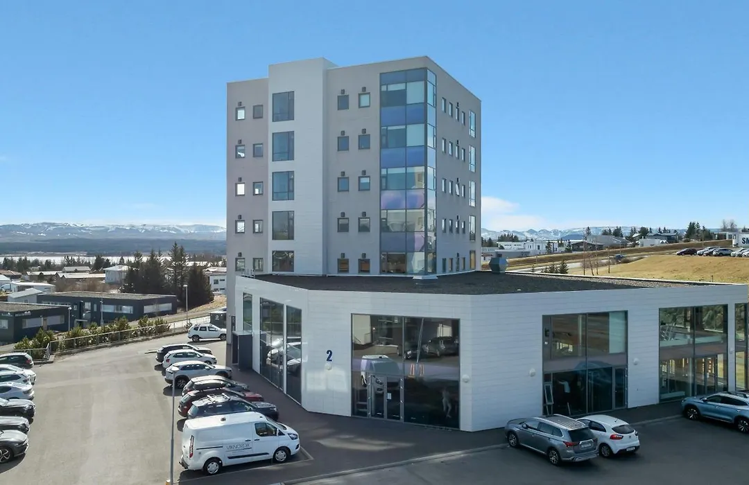Blue Mountain Apartments By Heimaleiga-1