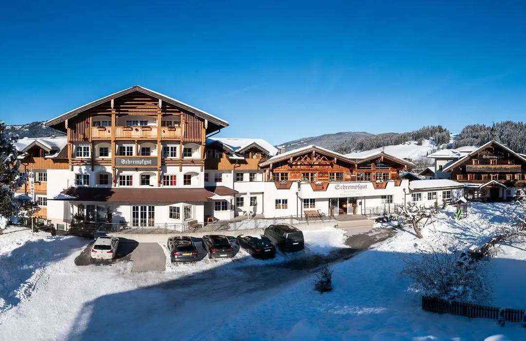 Aparthotel Paradies - Schrempfgut-1