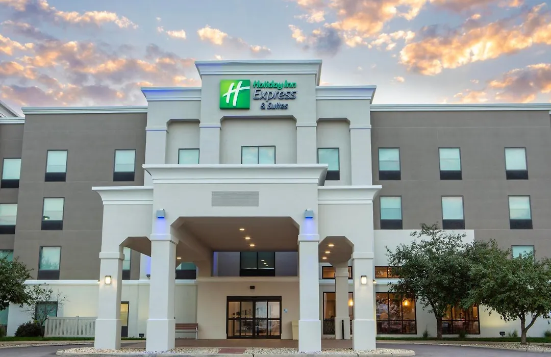 Holiday Inn Express & Suites Sioux City-South By Ihg-1